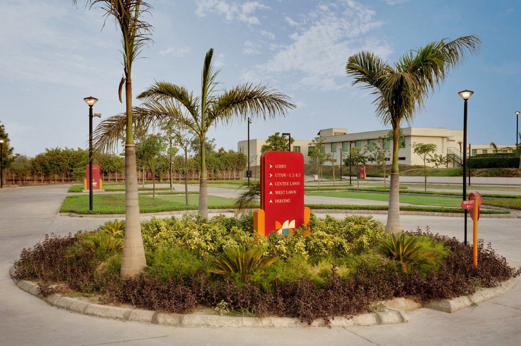 Four Points By Sheraton New Delhi, Airport Highway Hotel Exterior photo